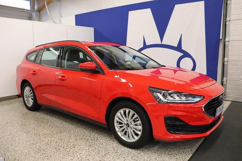Punainen Käytetty 2022 Ford Focus Farmari | 19 900 € (Perustarjous) - Kuva 1/4
