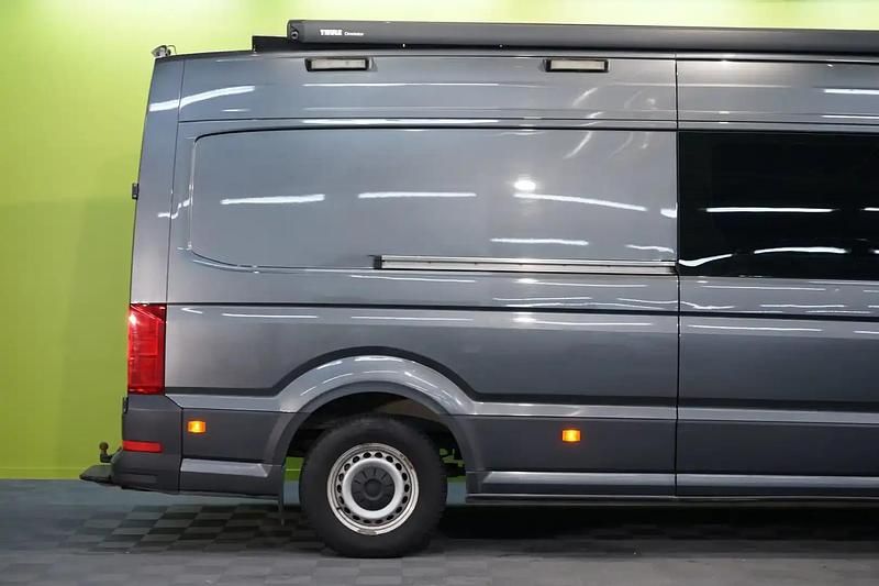 Käytetty VW Crafter 177 HP (130 kW) 2019 Hopea / harmaa Van