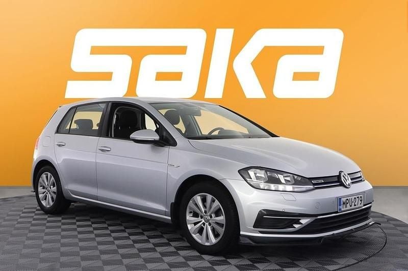 Käytetty 2019 VW Golf VII Comfortline Viistoperä | 14 900 € - Kuva 1/3