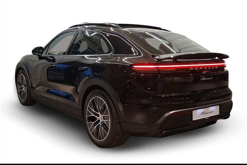Uusi Porsche Macan Edition 300 kW (408 HP) 2025 Musta Katumaasturi