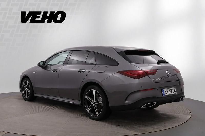 Käytetty Mercedes CLA250e AMG line 163 HP (119 kW) 2025 Harmaa Sedan