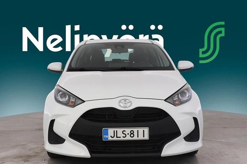 Käytetty Toyota Yaris Life 72 HP (52 kW) 2020 Viistoperä