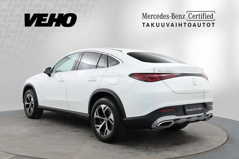 Käytetty Mercedes GLC300e Avantgarde 313 HP (230 kW) 2023 Valkoinen Coupe - kaksiovinen