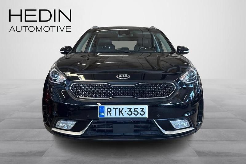 Käytetty Kia Niro EX 105 HP (77 kW) 2018 Musta Katumaasturi