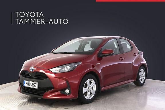 Punainen Käytetty 2021 Toyota Yaris Active Viistoperä | 17 980 € (Perustarjous) - Kuva 1/4