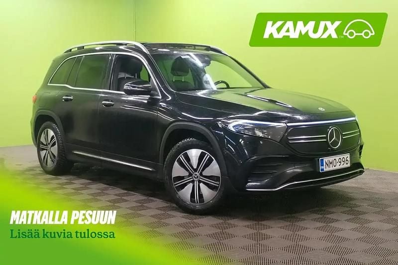 Käytetty Mercedes EQB300 Business 167 kW (228 HP) 2022 Musta Katumaasturi