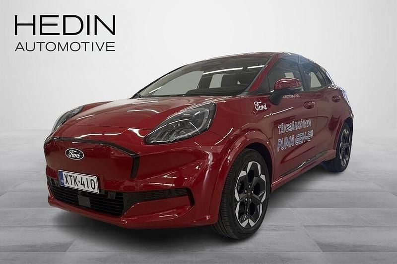 Punainen Uusi 2025 Ford Puma Gen-E Premium Katumaasturi | 34 990 € (Hyvä tarjous) - Kuva 1/4