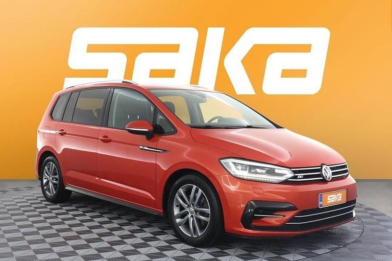 Käytetty 2018 VW Touran Highline Tila-auto | 21 890 € (Hieman kallis) - Kuva 1/3