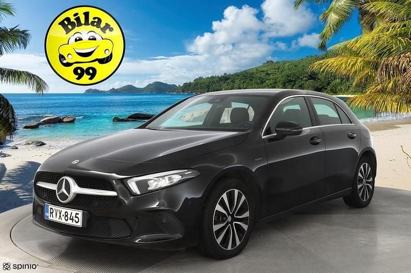 Käytetty 2020 Mercedes A250 Business Viistoperä | 24 790 € (Perustarjous) - Kuva 1/2