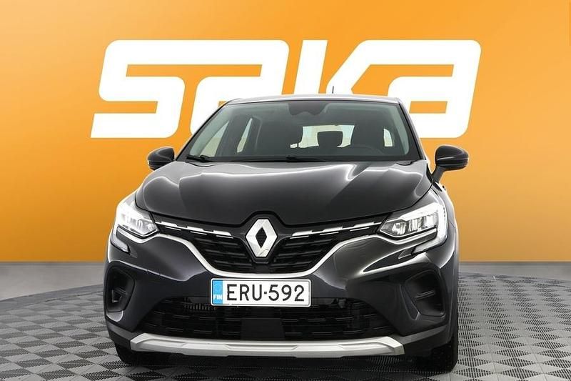 Käytetty Renault Captur Zen 101 HP (74 kW) 2020 Katumaasturi