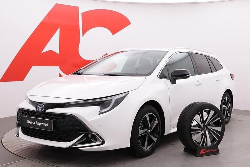 Käytetty Toyota Corolla Edition 140 HP (102 kW) 2025 040 pure white Farmari