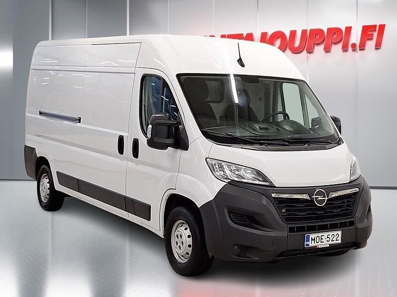 Musta Käytetty 2022 Opel Movano Van | 23 800 € (Perustarjous) - Kuva 1/3