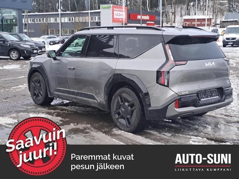 Käytetty Kia EV9 GT-Line 283 kW (385 HP) 2025 Katumaasturi