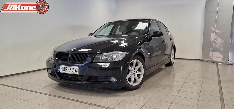 Käytetty BMW 325 Sport Line 218 HP (160 kW) 2005 Sedan