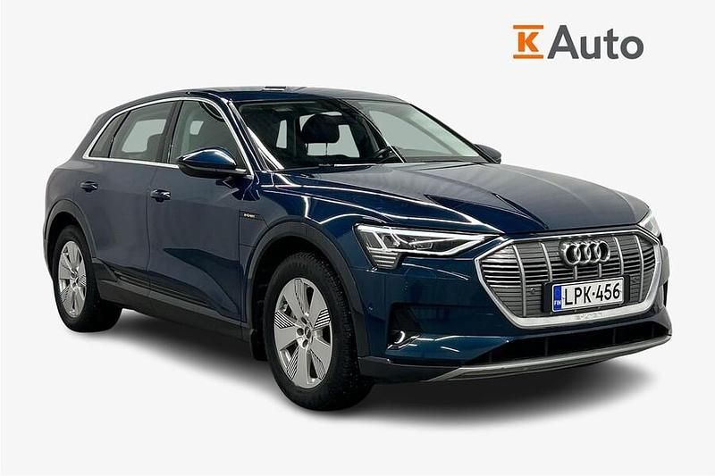 Sininen Käytetty 2020 Audi e-tron Advanced Plus Katumaasturi | 24 700 € (Hieman kallis) - Kuva 1/3