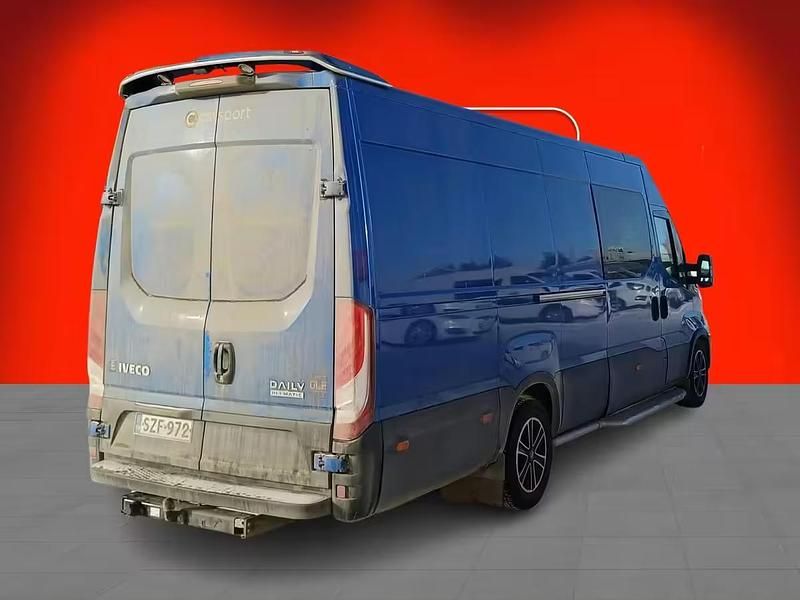 Käytetty Iveco Daily 2021