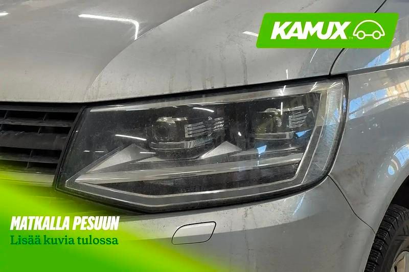 Käytetty VW T6 150 HP (110 kW) 2017 Hopea / harmaa Van