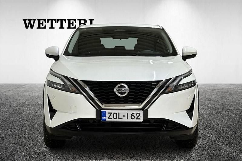 Käytetty Nissan Qashqai Visia 140 HP (102 kW) 2022 Valkoinen Katumaasturi
