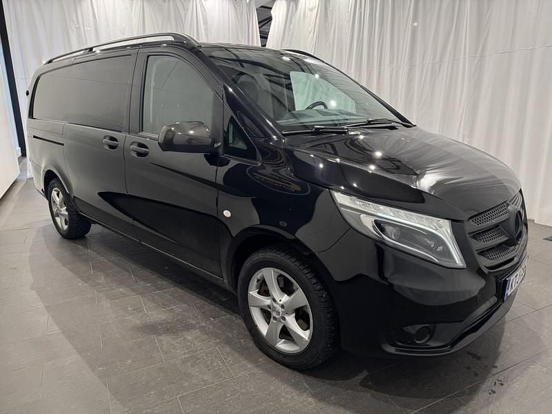Käytetty Mercedes Vito 190 HP (139 kW) 2016 Musta Van