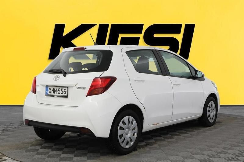 Käytetty Toyota Yaris Active 99 HP (72 kW) 2015 Viistoperä