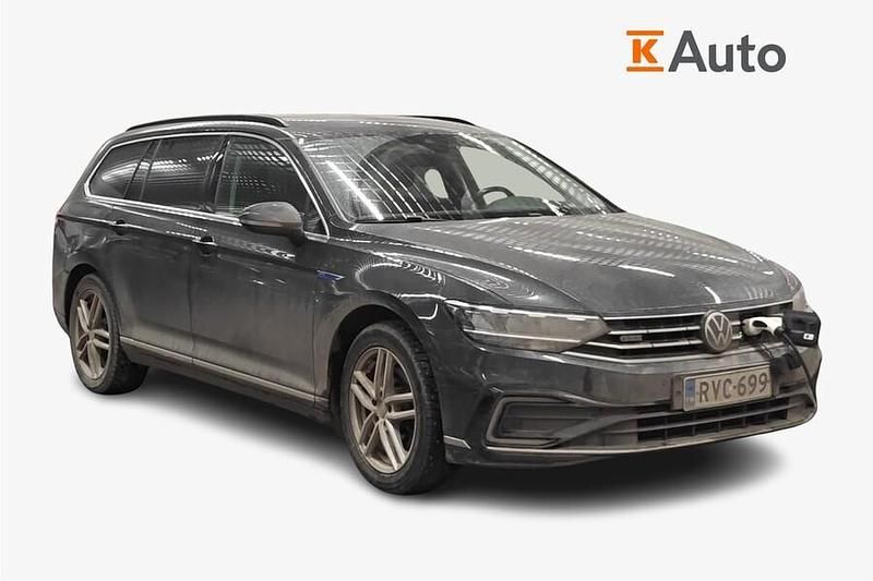 Käytetty VW Passat GTE 218 HP (160 kW) 2021 Harmaa Farmari