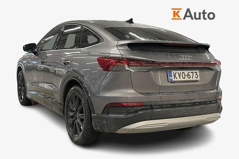 Käytetty Audi Q4 Sportback e-tron Premium 150 kW (204 HP) 2024 Harmaa Katumaasturi