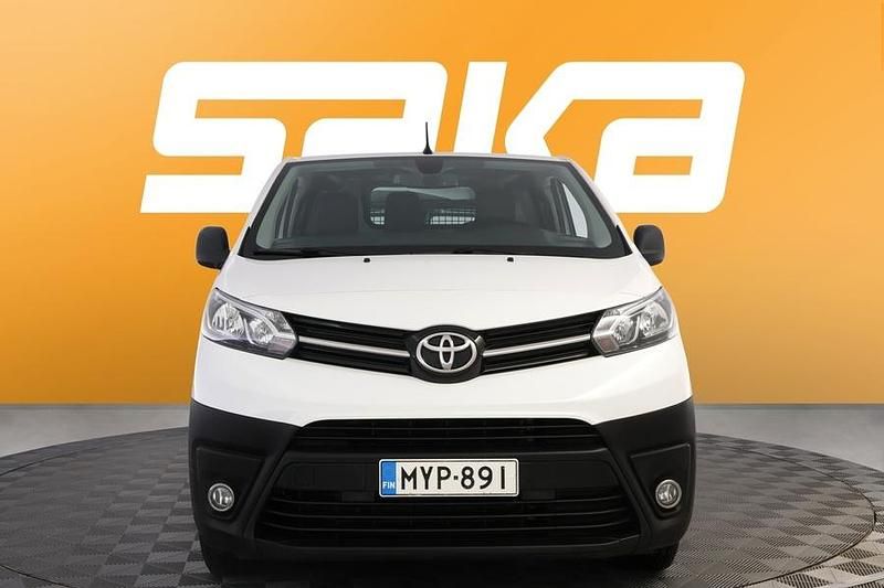 Käytetty Toyota Proace 122 HP (89 kW) 2020 Tila-auto
