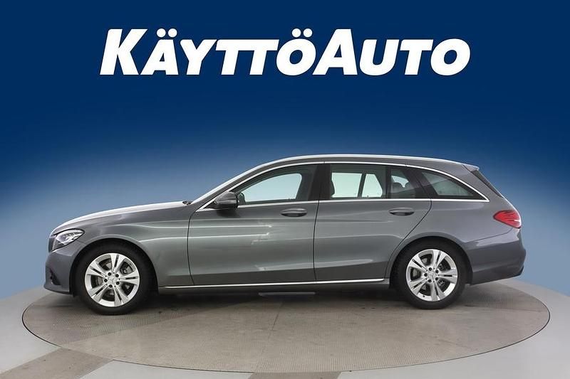 Käytetty Mercedes C200 Avantgarde 150 HP (110 kW) 2018 Harmaa Farmari