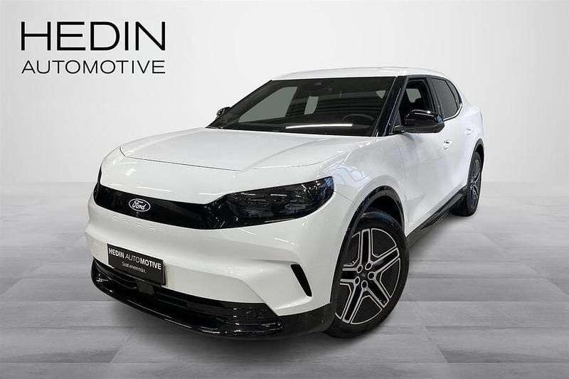 Käytetty Ford Capri Premium 125 kW (170 HP) 2025 Valkoinen Katumaasturi