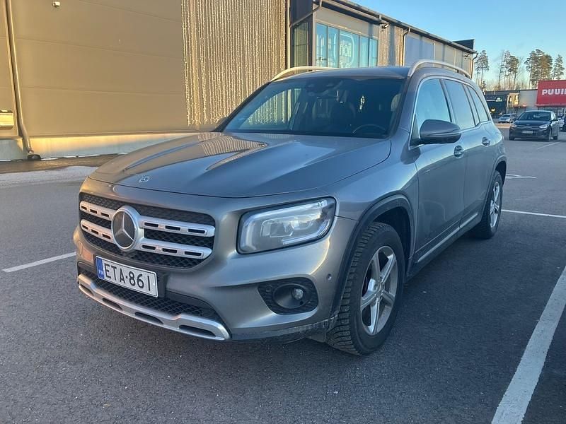 Käytetty 2021 Mercedes GLB200 Business Katumaasturi | 29 990 € (Hyvä tarjous) - Kuva 1/4