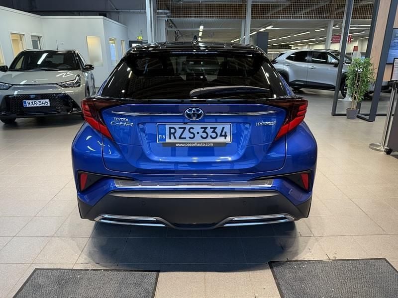 Käytetty Toyota C-HR Plus 184 HP (135 kW) 2019 Sininen Katumaasturi