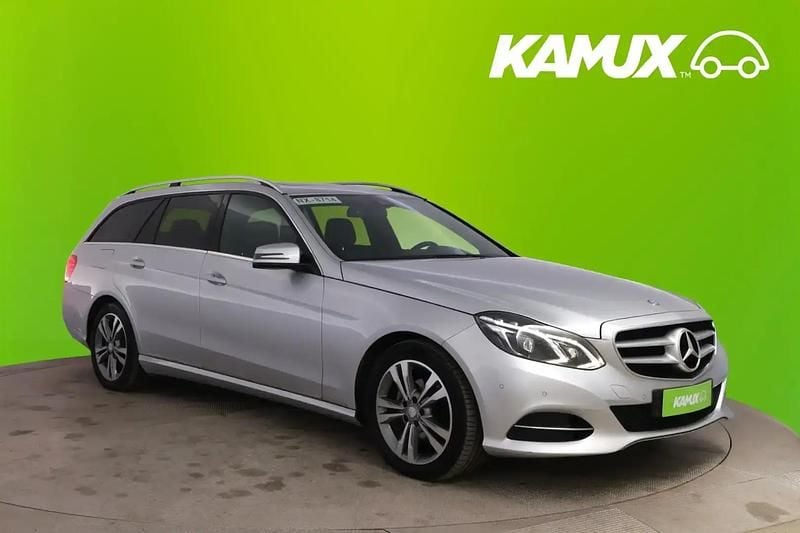Käytetty Mercedes E200 Avantgarde 136 HP (100 kW) 2016 Hopea / harmaa Farmari