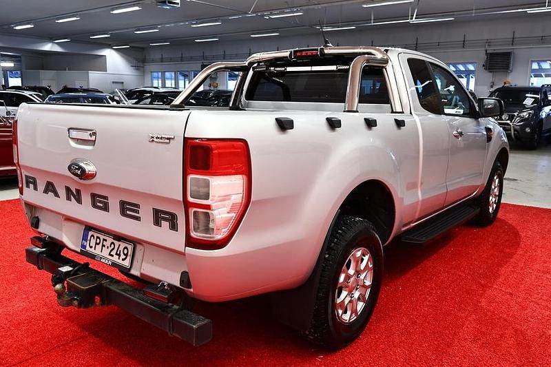 Käytetty Ford Ranger 170 HP (125 kW) 2021 Harmaa Nouto