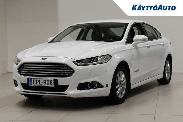 Käytetty Ford Mondeo Titanium 188 HP (138 kW) 2018 Valkoinen Sedan
