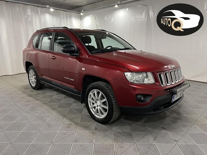 Käytetty 2011 Jeep Compass Sport Katumaasturi | 7 490 € (Hyvä tarjous) - Kuva 1/4