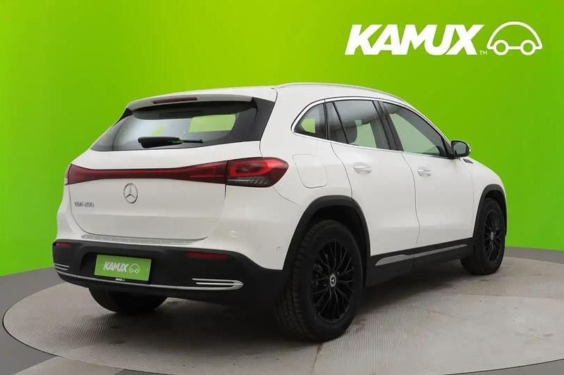 Käytetty Mercedes EQA250 139 kW (190 HP) 2022 Valkoinen Katumaasturi