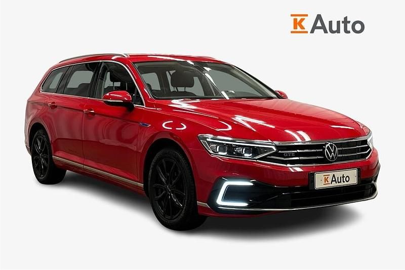 Käytetty 2022 VW Passat Executive Farmari | 26 900 € (Kallis) - Kuva 1/3
