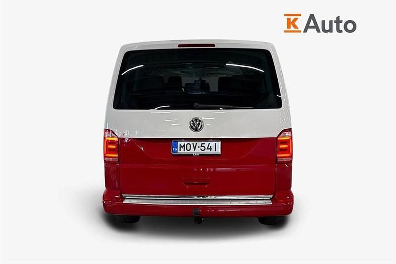 Käytetty VW Multivan Generation Six 204 HP (150 kW) 2016 Punainen Van