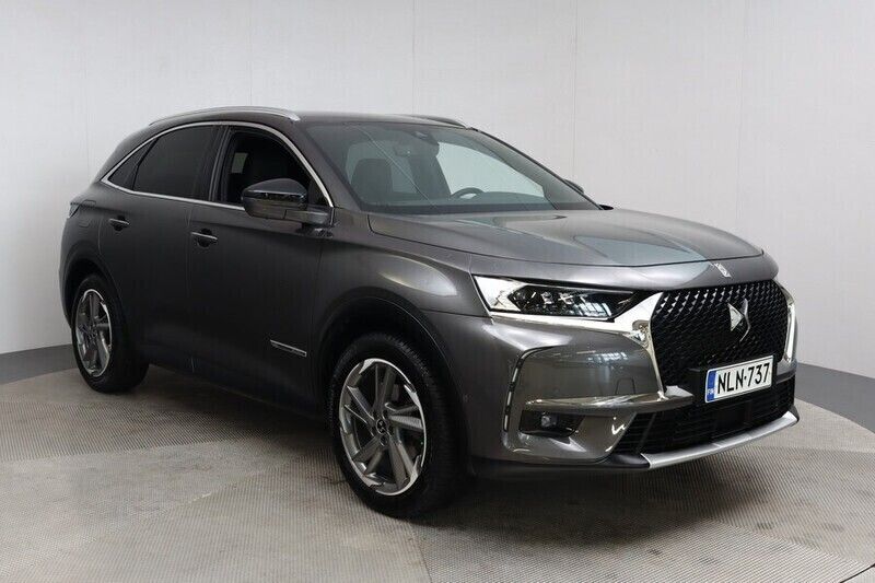 Harmaa Käytetty 2018 DS Automobiles DS7 Crossback Grand Chic Katumaasturi | 41 880 € - Kuva 1/4