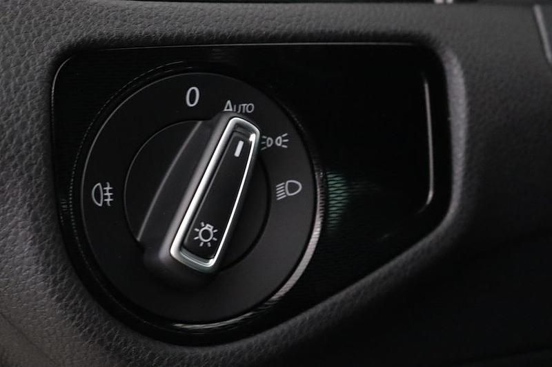 Käytetty VW Golf VII GTD 184 HP (135 kW) 2015 Harmaa Farmari