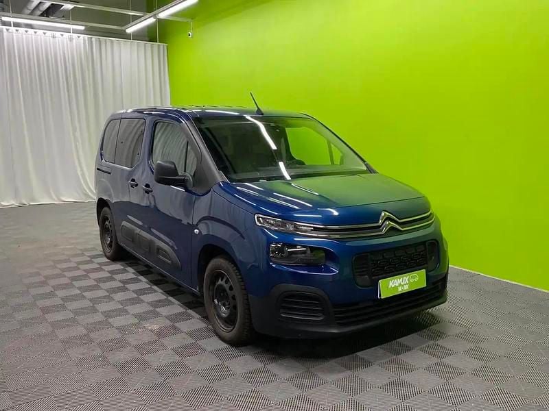 Käytetty Citroën Berlingo Live 102 HP (75 kW) 2019 Sininen Tila-auto