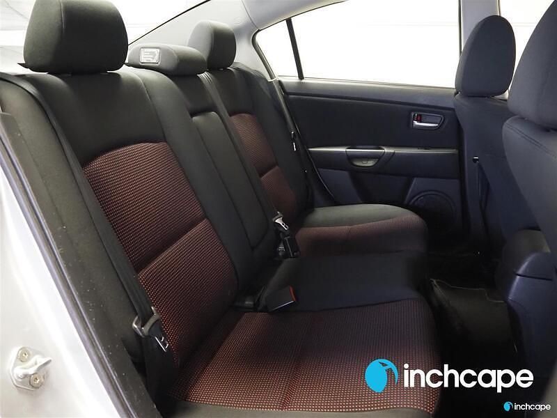 Käytetty Mazda 3 105 HP (77 kW) 2006 Sedan