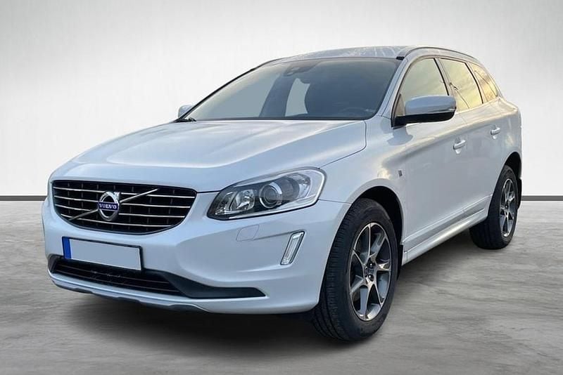 Käytetty 2016 Volvo XC60 Business Edition Katumaasturi | 29 400 € (Perustarjous) - Kuva 1/4
