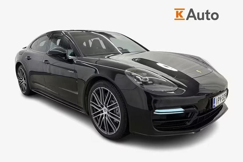 Käytetty 2017 Porsche Panamera 4 Sedan | 41 900 € - Kuva 1/4