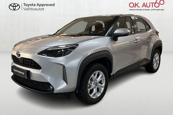 Hopea Käytetty 2024 Toyota Yaris Cross Active Katumaasturi | 26 800 € (Perustarjous) - Kuva 1/4