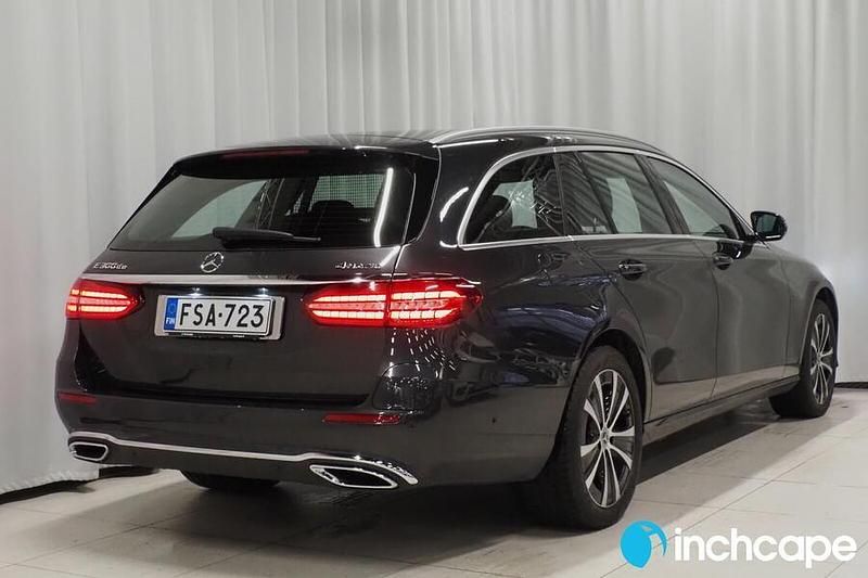 Käytetty Mercedes E300 Edition 194 HP (142 kW) 2021 Farmari