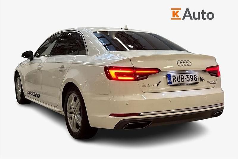 Käytetty Audi A4 Business 190 HP (139 kW) 2019 Valkoinen Sedan