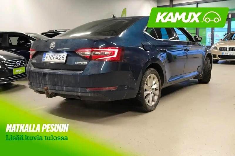 Käytetty Skoda Superb Business Line 150 HP (110 kW) 2018 Sininen Sedan