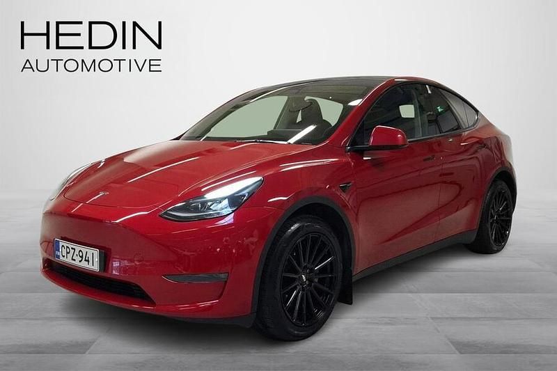Punainen Käytetty 2023 Tesla Model Y Katumaasturi | 40 250 € (Perustarjous) - Kuva 1/4