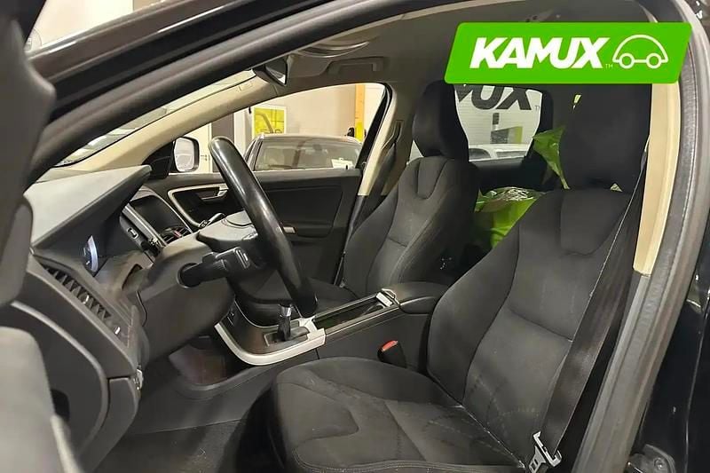 Käytetty Volvo XC60 Drive Kinetic 222 HP (163 kW) 2011 Musta Katumaasturi